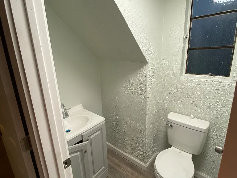 506 Maple St #3 — Photo 5