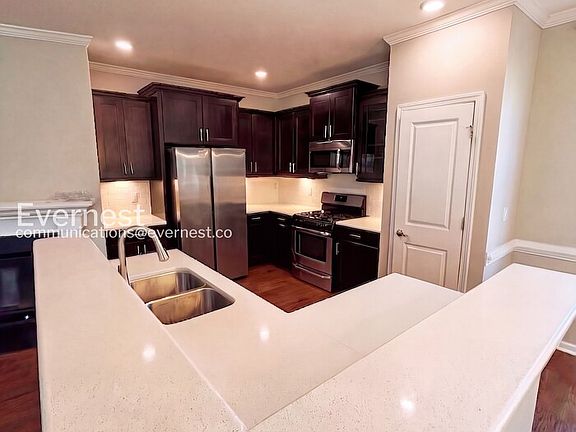 3rd image of 2781 Milano Ave