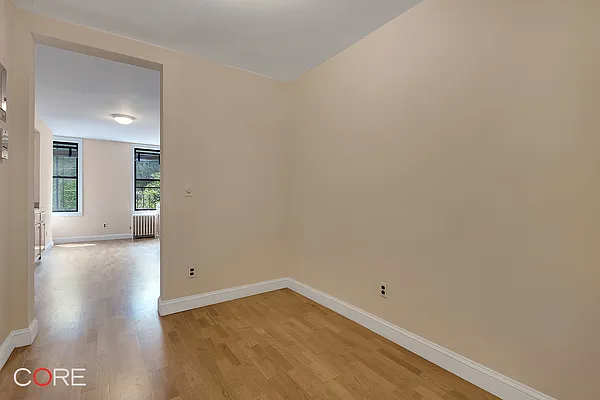 Rented by CORE | media 28