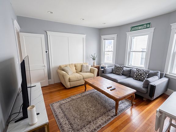 3rd image of 18 Hunnewell Ave #2