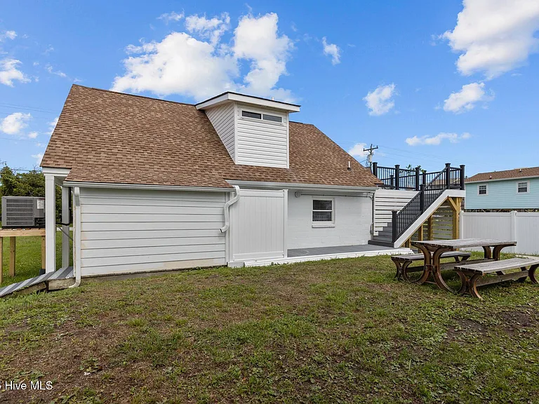 125 Pelican Dr — Photo 11