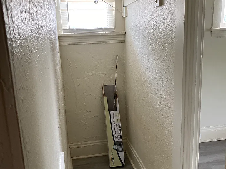 2927 E 125th St #2 — Photo 12