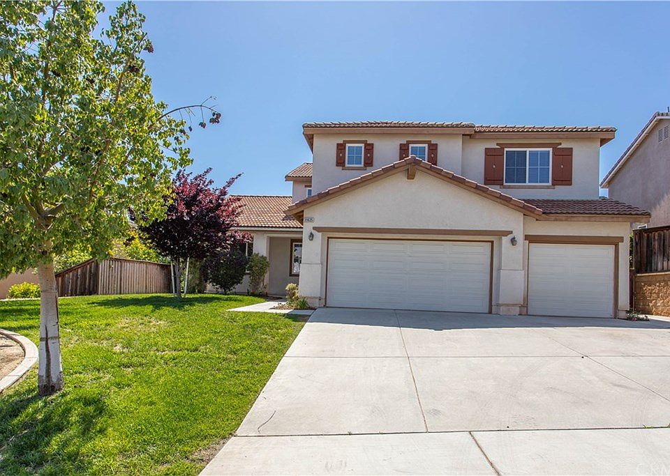 1st image of 39635 Parkview Dr