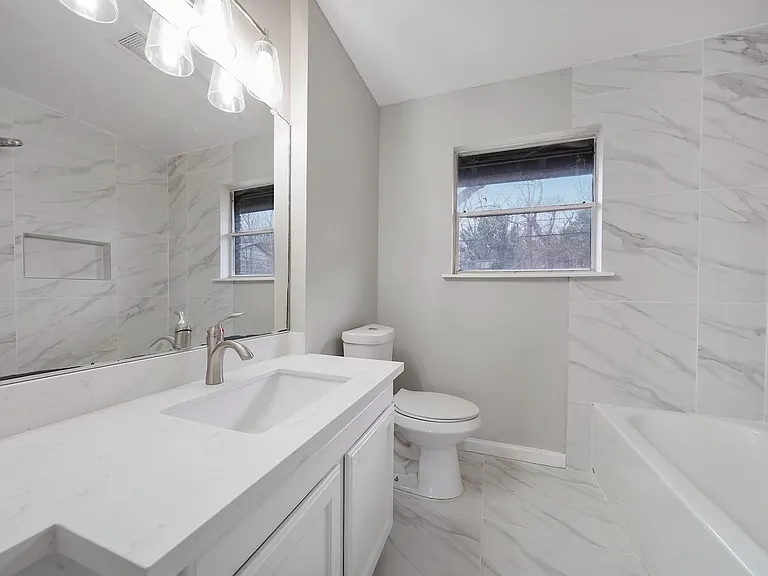 9347 Clearway Dr — Photo 14
