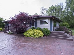 1228 Tittabawassee River Rd, Midland, MI 48642