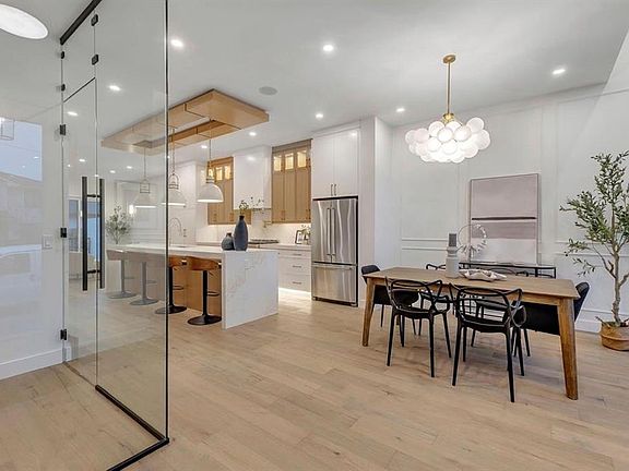3rd image of 4921 W 21a St SW