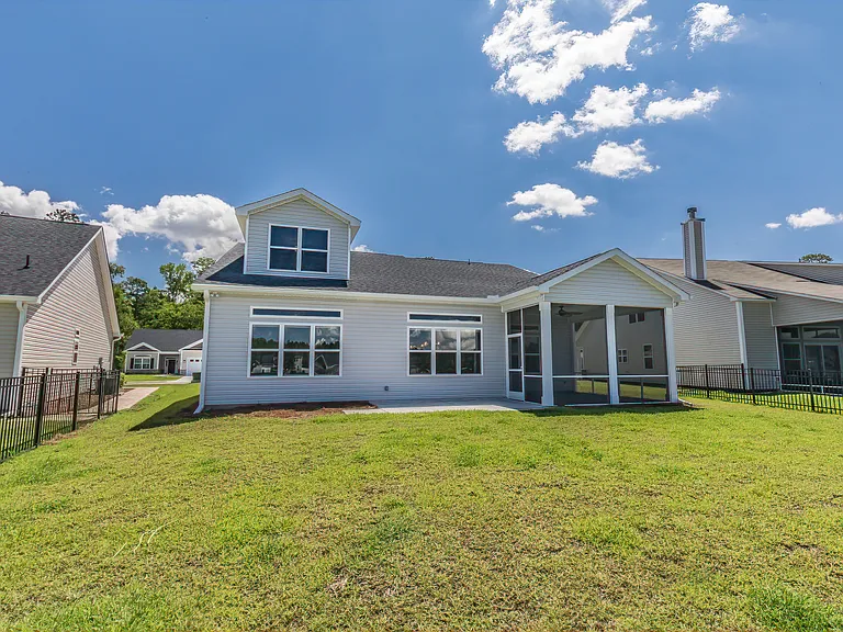 327 Fort Sullivan Dr — Photo 35