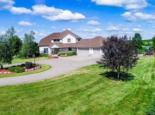 444 Artisan Meadow Dr, Hudson, WI 54016