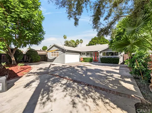 22817 Burbank Blvd, Woodland Hills, CA 91367