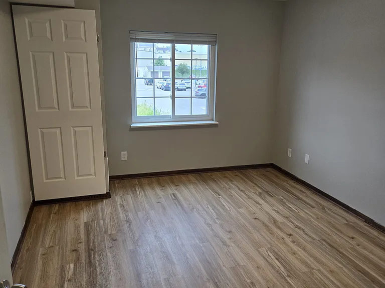 308 McHenry St #203 — Photo 4