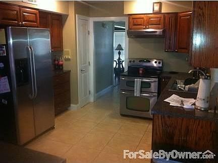 3rd image of 298 Doral Ln