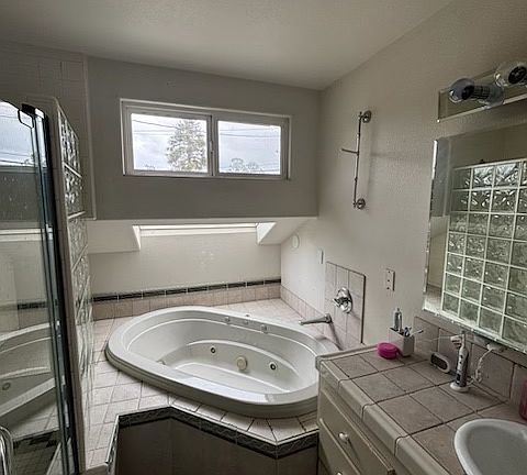 5th image of 19 S Tassajara Dr