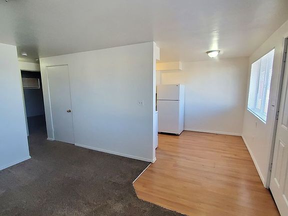 2nd image of 601 S Division St #12