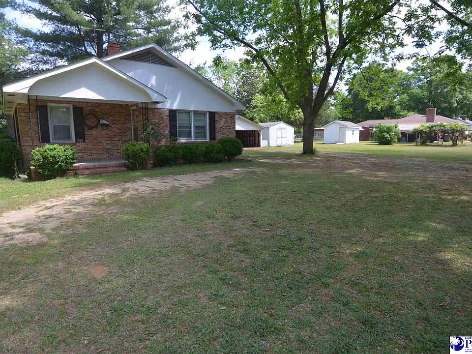 1st image of 928 Sparrow Ave