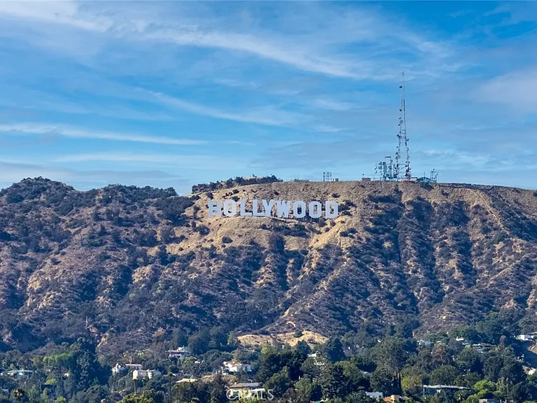 5820 La Mirada Ave #401 — Photo 9