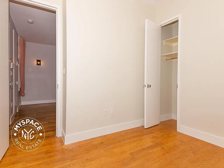 462 Pulaski St #4B — Photo 6