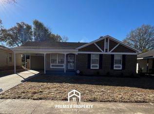 211 Burwood Dr, Memphis, TN 38109