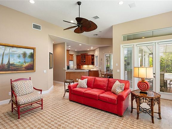 5th image of 10705 Emerald Chase Dr