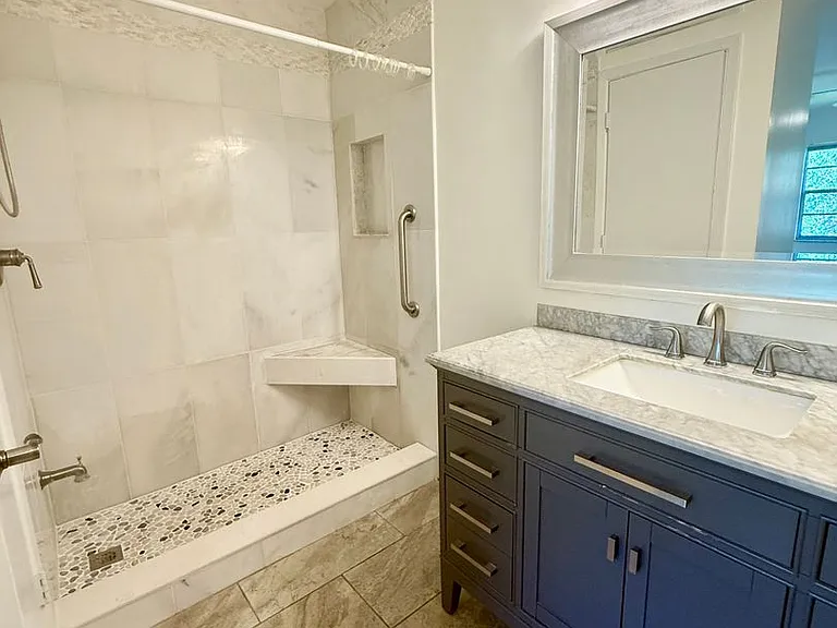 476 Santa Cruz Pl NE #F — Photo 22