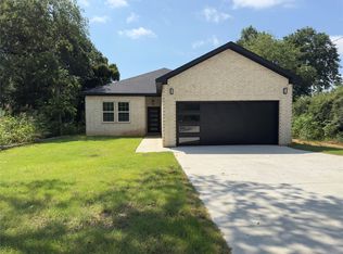 324 Lakey Rd, Seagoville, TX 75159