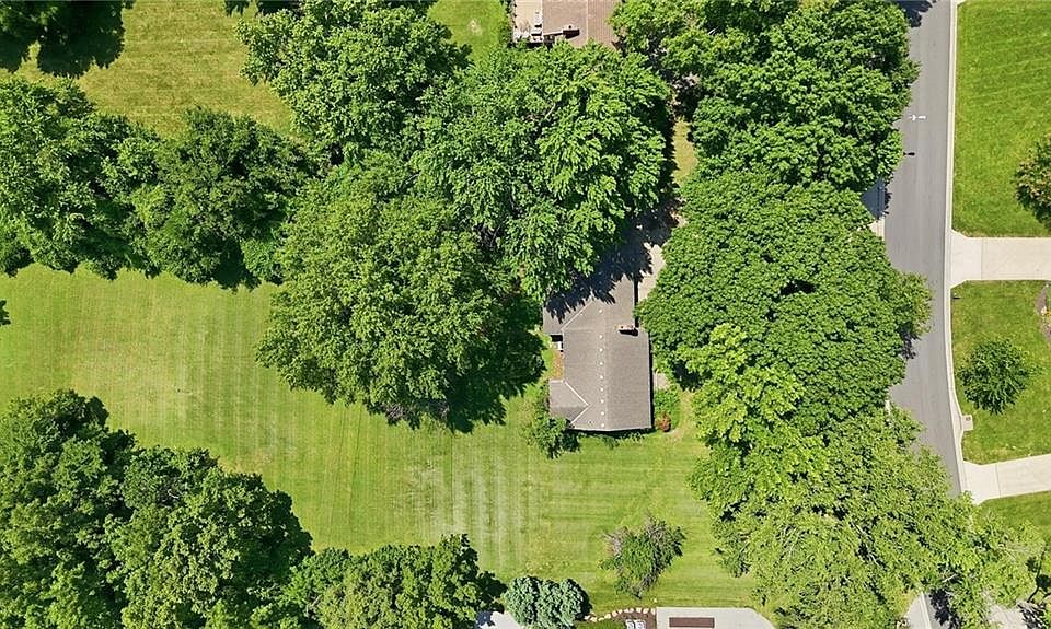 1st image of 9319 High Dr