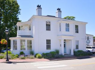 166 Mill St, Newport, RI 02840