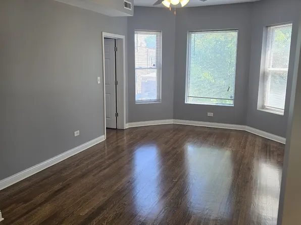 6140 S Rockwell St Floor 2, Chicago, IL 60629
