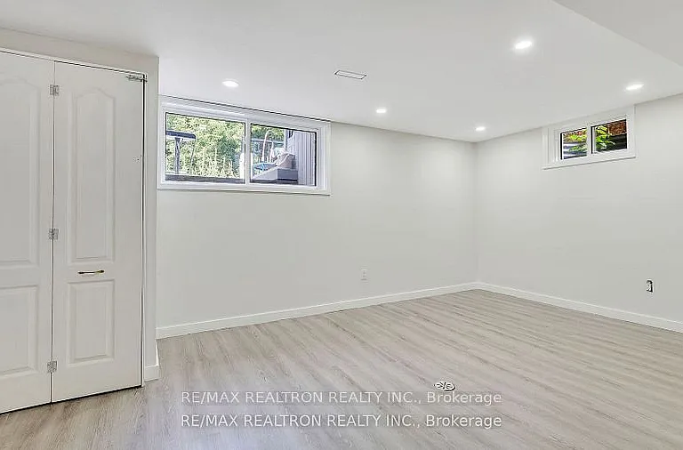 1282 Winter Ave #BASEMENT — Photo 14