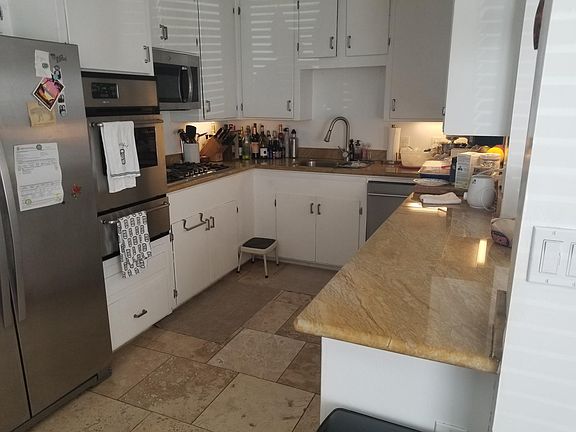 2nd image of 2828 E St