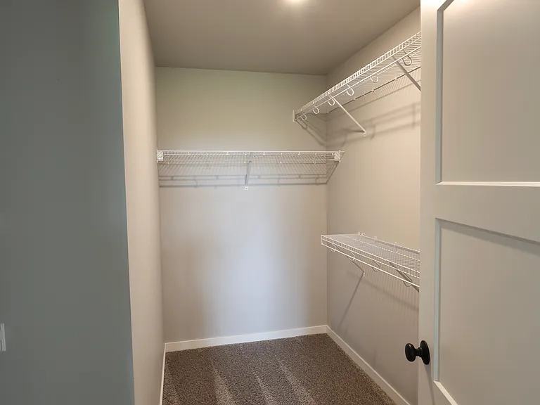 768 Aiden St #1 — Photo 8