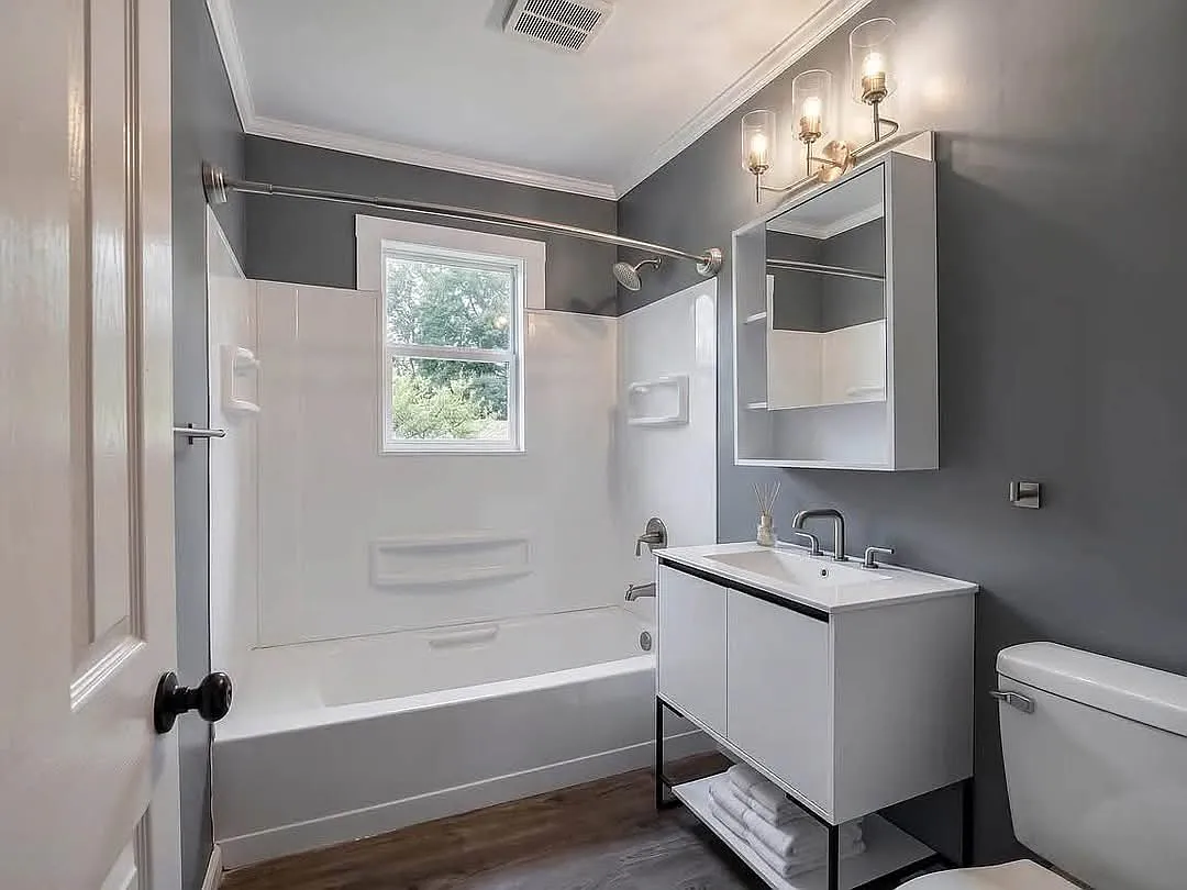 3 bed, $2,700 — Photo 4