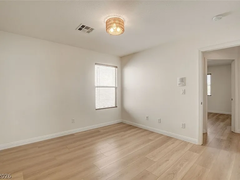 10808 Wallflower Ave — Photo 49