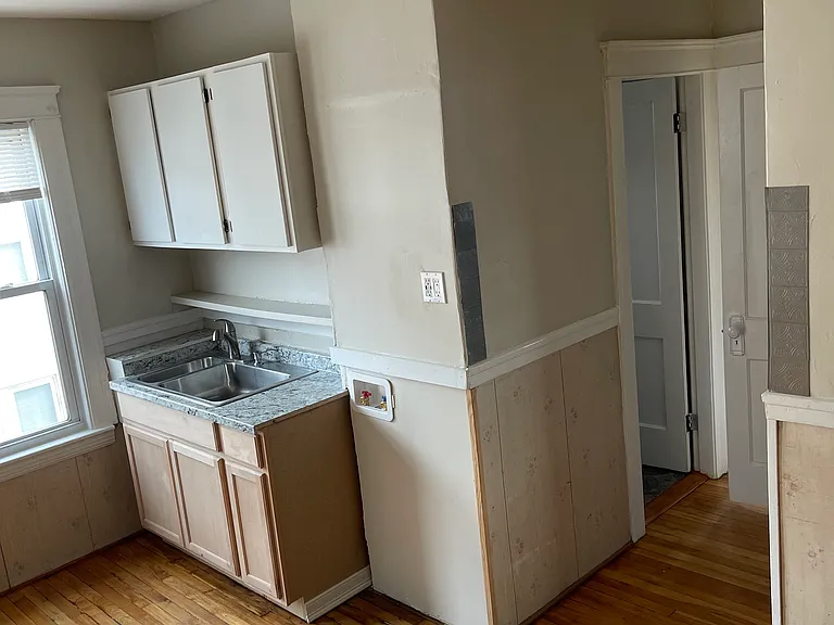 10 Fairbanks St #3L — Photo 18