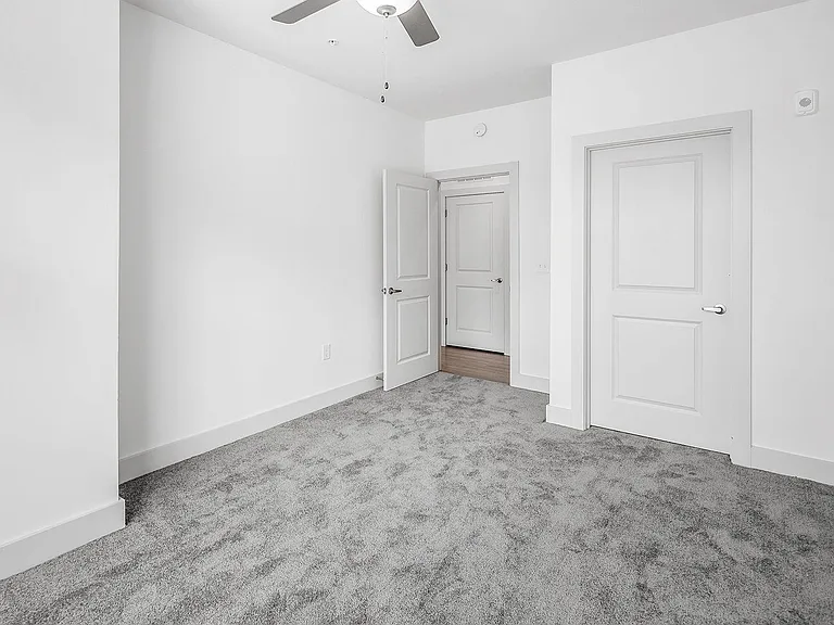 The Vandy Apartments — Photo 40