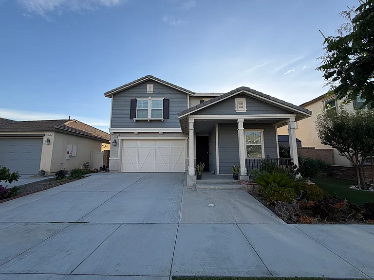 4664 S Rogers Way — Photo 1