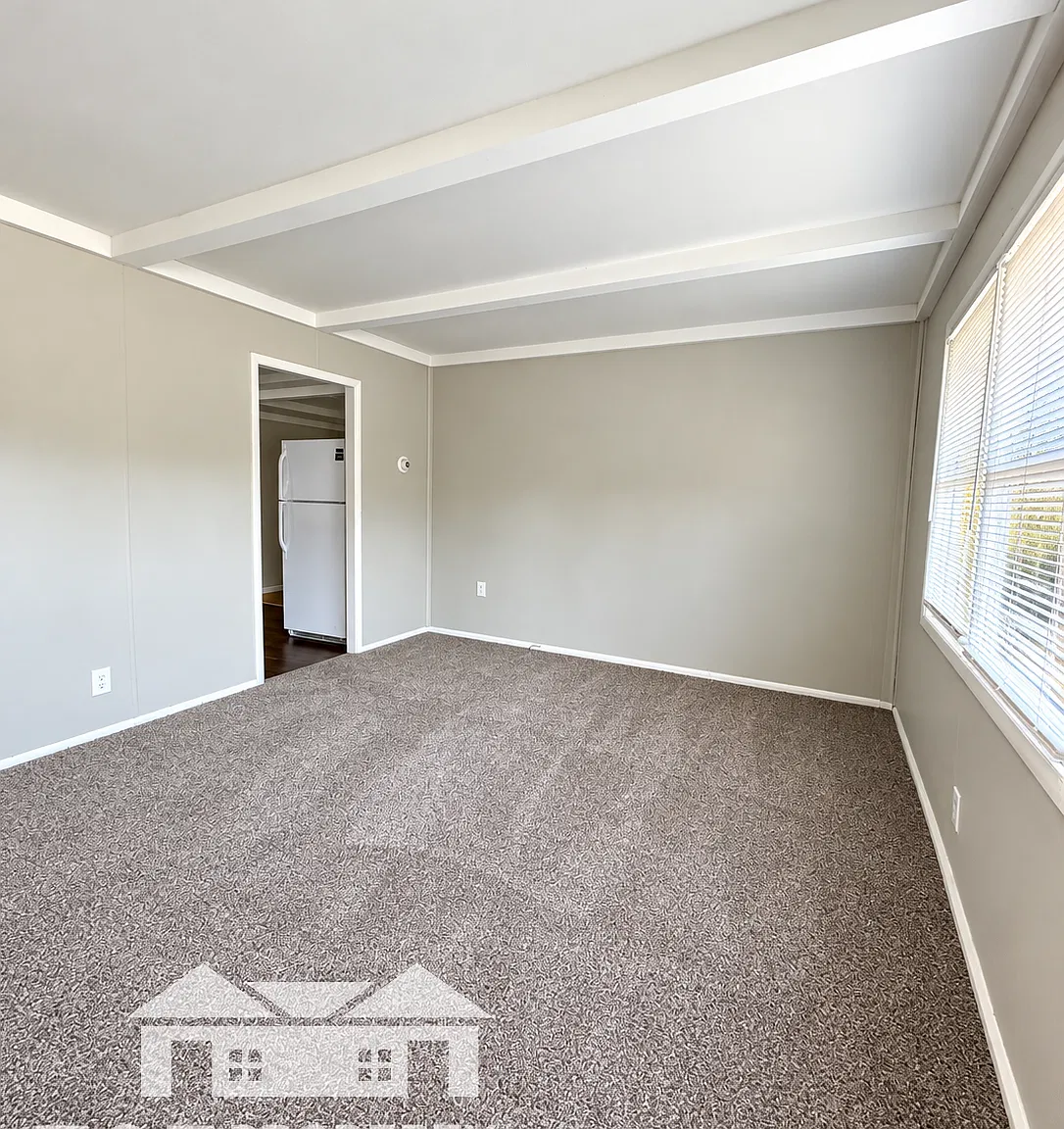 3 bed, 1000 sqft, $1,450 — Photo 3