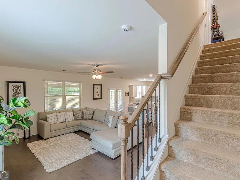 367 Noblewood Dr — Photo 15