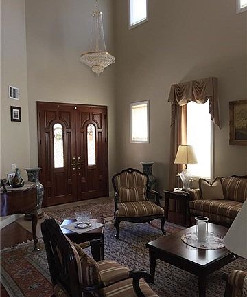 3rd image of 15 Via De La Valle