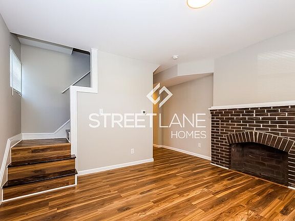 3rd image of 2117 Margaret Ave
