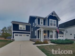 301 Thomas Point Dr, Fortville, IN 46040