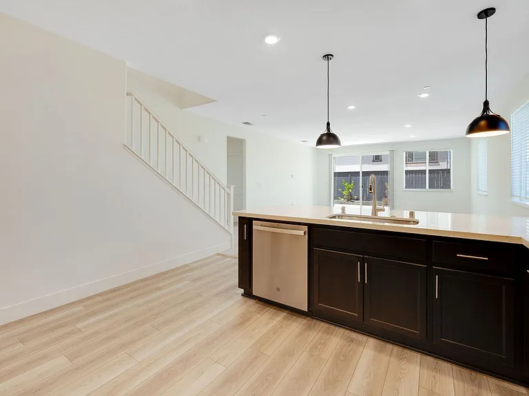 3363 Apollo Ct — Photo 15