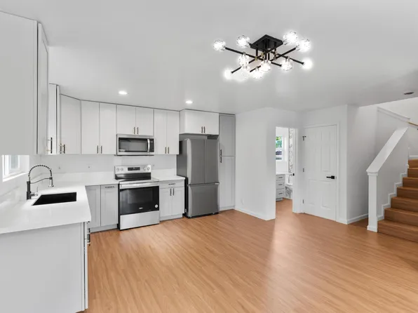 16-2000 Silversword Ct, Kurtistown, HI 96760