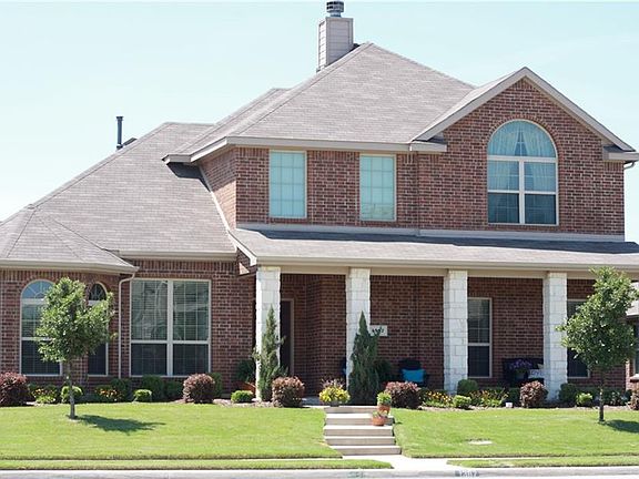 2nd image of 1387 Crescent Cove Dr
