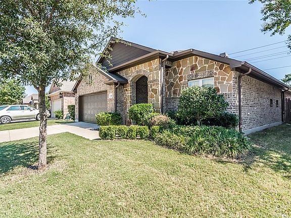 2nd image of 405 Bluefinch Dr