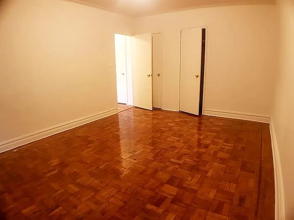 5th image of 533 Ocean Ave #4J