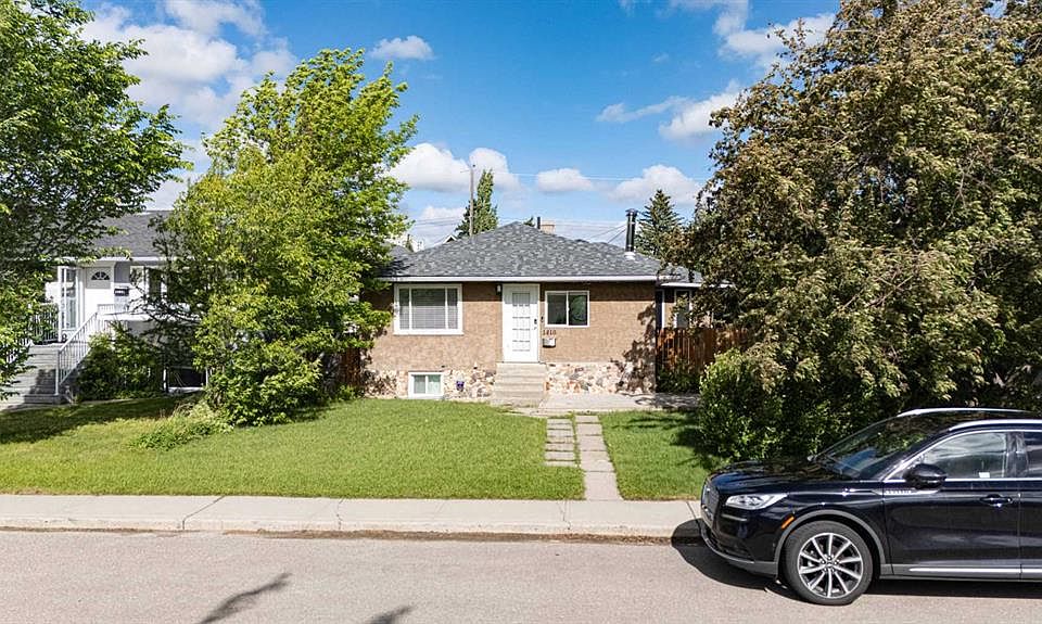 1st image of 1410 W 42nd St SW