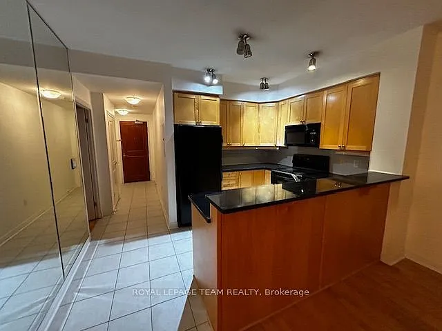 570 Laurier Ave W #1801 — Photo 21