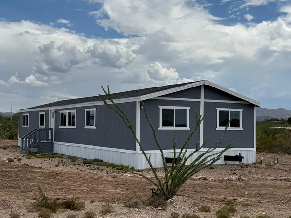13687 S Hound Dog Rd, Vail, AZ 85641