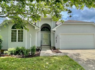 4043 SW Lincolnshire Rd, Topeka, KS 66610
