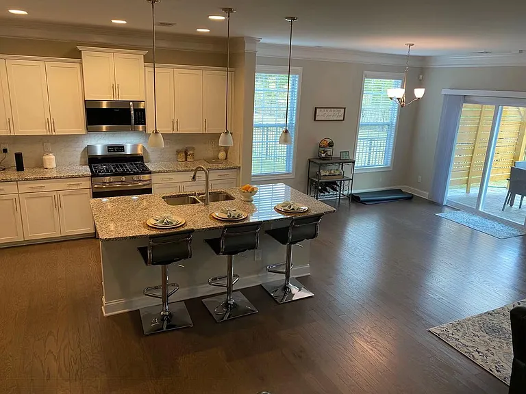 3014 Burton Point Ct — Photo 8